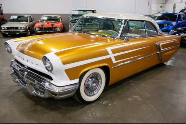 1953 Lincoln Capri